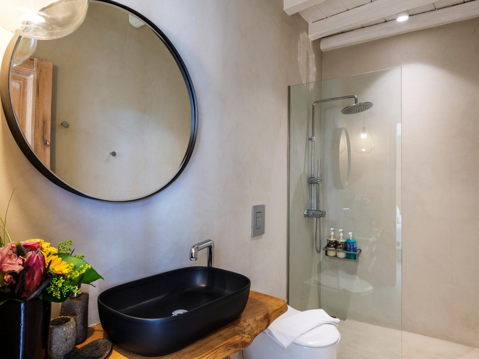 V&V Guest House - Luxury Suites Орнос Екстер'єр фото