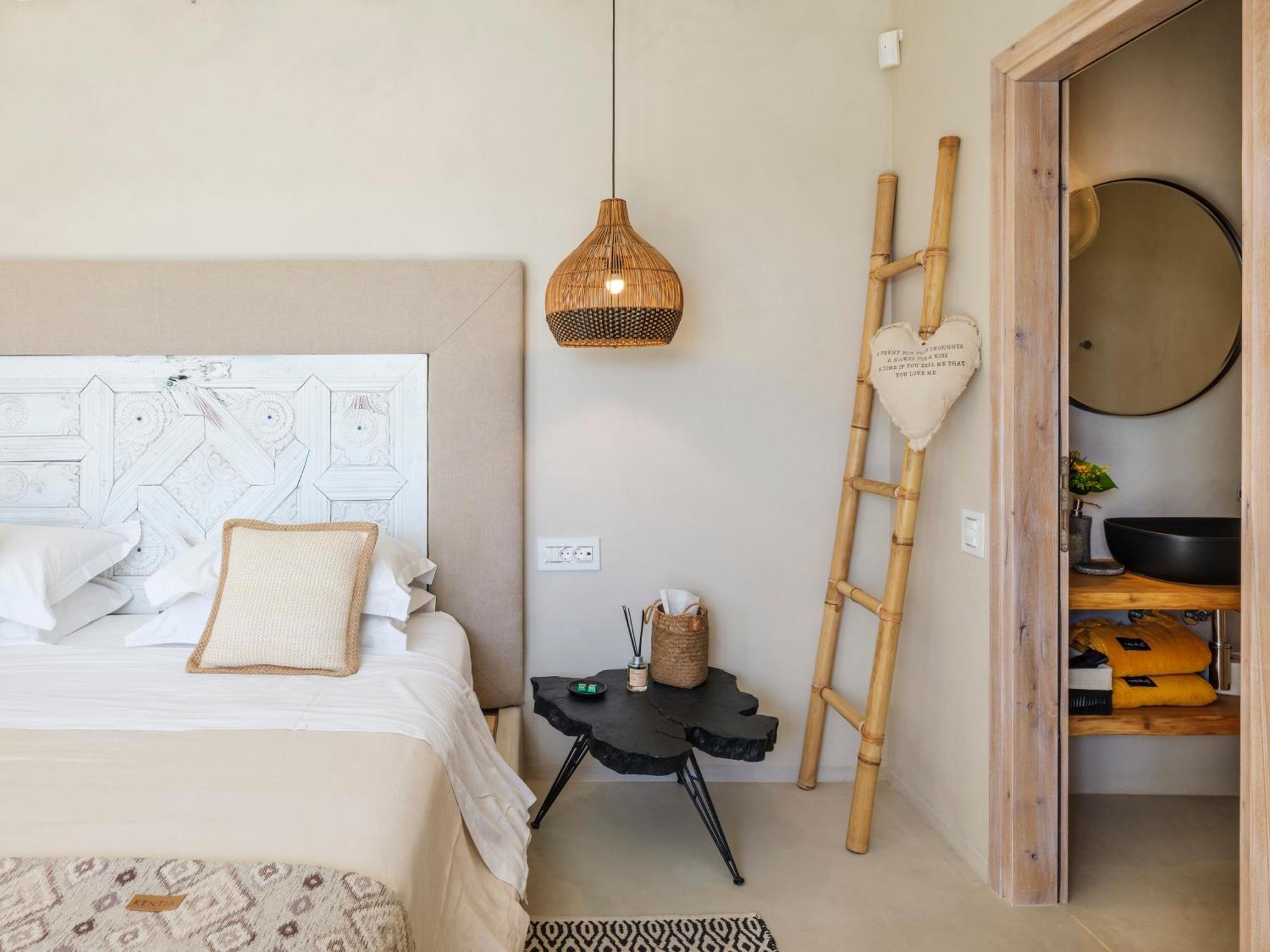 V&V Guest House - Luxury Suites Орнос Екстер'єр фото